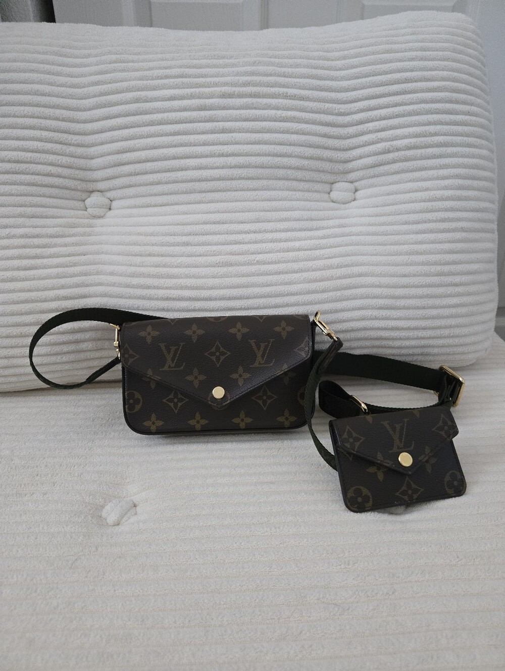 Louis Vuitton Felicie Strap And Go